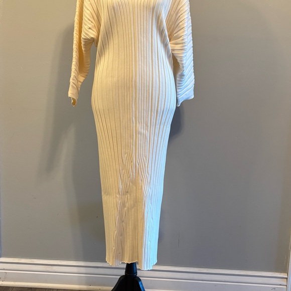 Maeve By Anthropologie Maris Midi V-Neck Sweater Dress Back Split Cream Size M - Picture 7 of 12